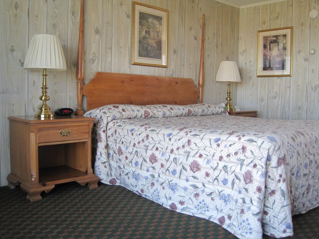 The Vista Motel Gloucester Exterior photo